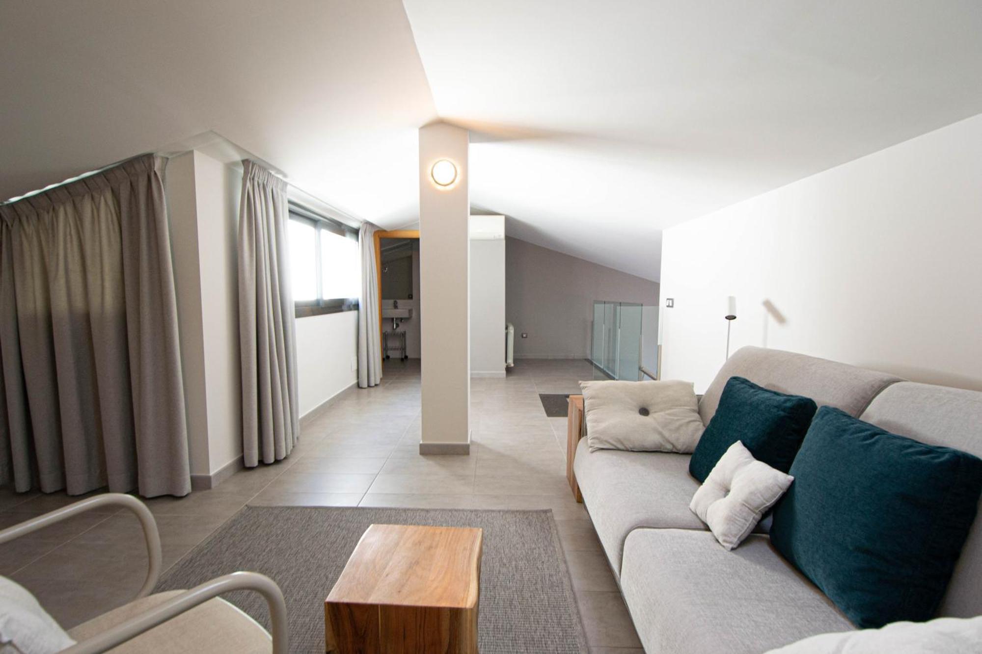 Apartaments Terraza Figueres Figueres  Esterno foto