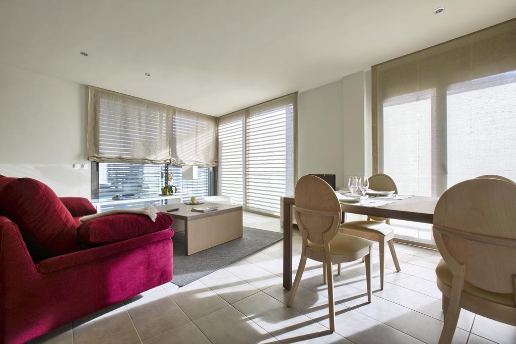 Apartaments Terraza Figueres Figueres  Esterno foto
