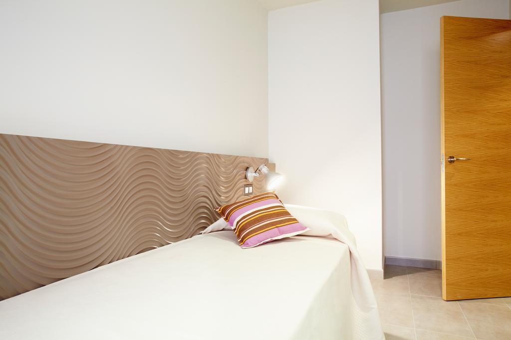 Apartaments Terraza Figueres Figueres  Esterno foto